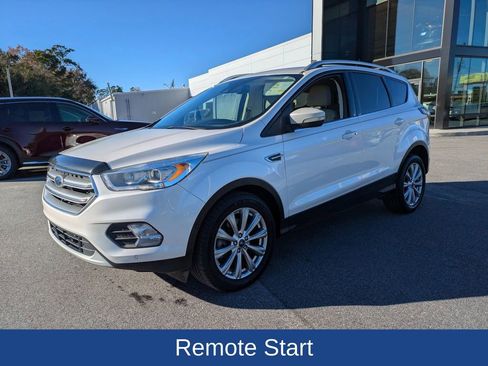 Certified 2017 Ford Escape Titanium w/ Equipment Group 301A image 9