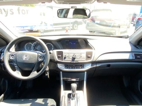 Used 2014 Honda Accord LX image 17