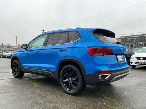 Used 2023 Volkswagen Taos SE image 6