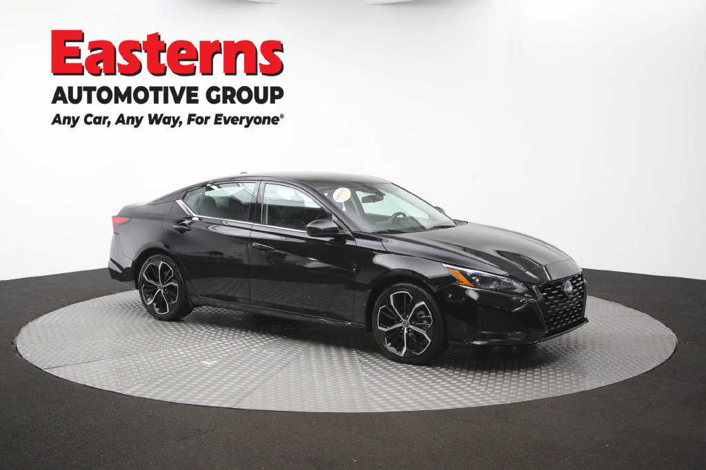 Used 2024 Nissan Altima 2.5 SR FWD image 50