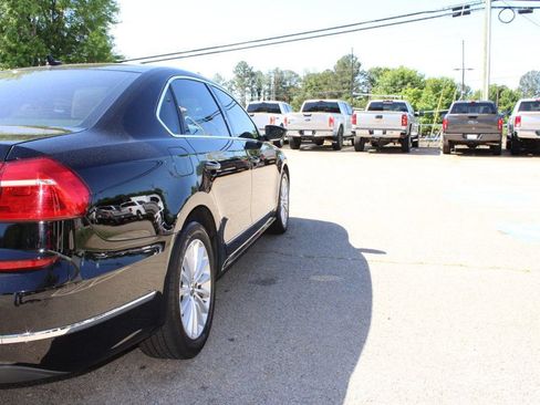 Used 2016 Volkswagen Passat 1.8T SE FWD image 34