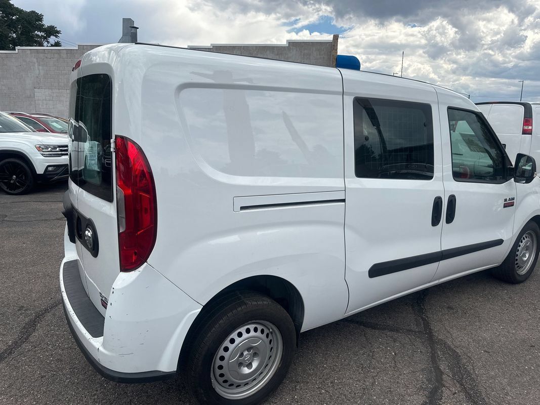 Used 2022 RAM ProMaster City Tradesman FWD image 13