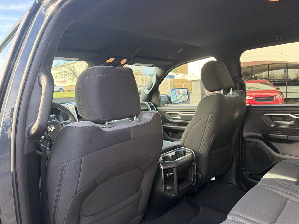 New 2026 RAM 1500 Big Horn AWD/4WD image 24