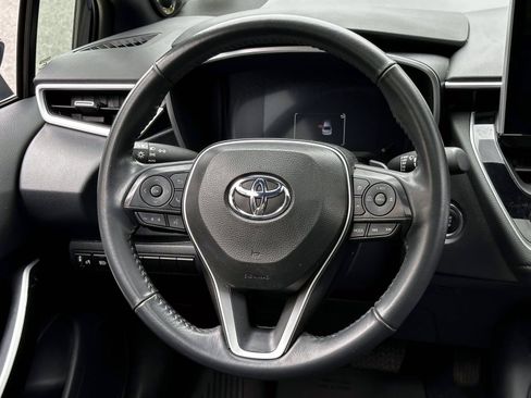 Certified 2025 Toyota Corolla XSE FWD image 19
