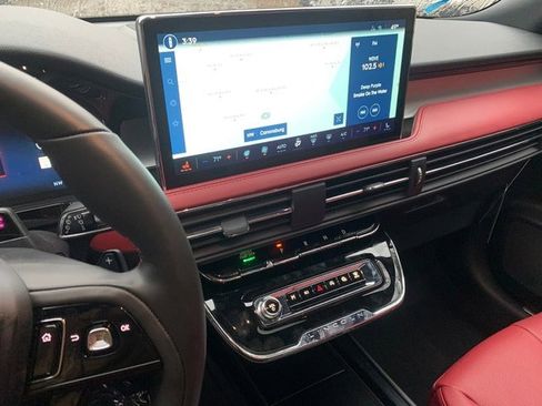 New 2026 Lincoln Corsair Reserve image 29