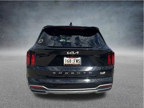 Used 2022 Kia Sorento EX FWD image 5