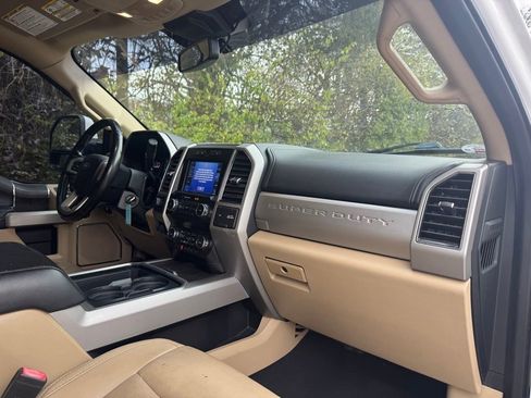 Used 2021 Ford F250 Lariat w/ Lariat Value Package image 13