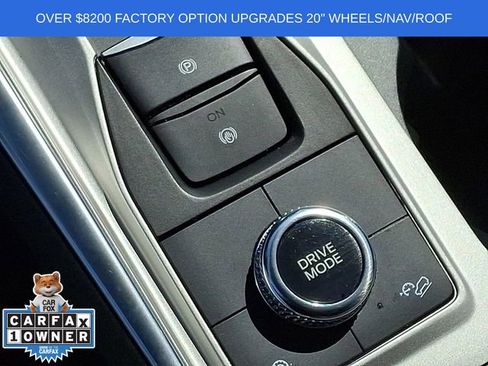 Used 2023 Ford Explorer XLT w/ Equipment Group 202A AWD/4WD image 26