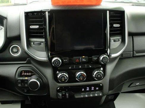 Used 2025 RAM 1500 Big Horn AWD/4WD image 23
