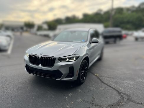 Used 2024 BMW X3 xDrive30i w/ Premium Package w/ZPA AWD/4WD image 1