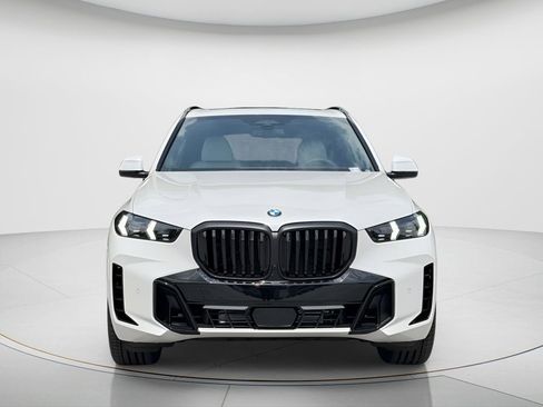 New 2026 BMW X5 sDrive40i w/ M Sport Package RWD image 2