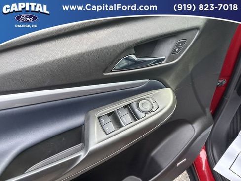 Used 2023 Chevrolet Bolt EUV Premier w/ Sun & Sound Package image 20