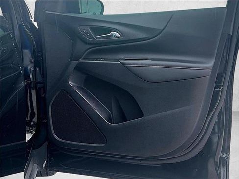 Used 2024 Chevrolet Equinox RS FWD image 19
