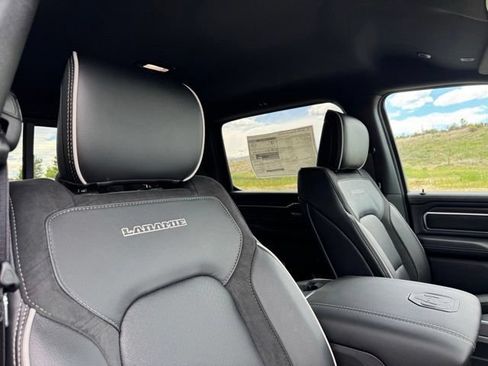 New 2026 RAM 1500 Laramie AWD/4WD image 23