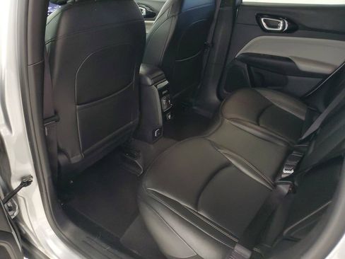Used 2025 Jeep Compass Limited AWD/4WD image 22