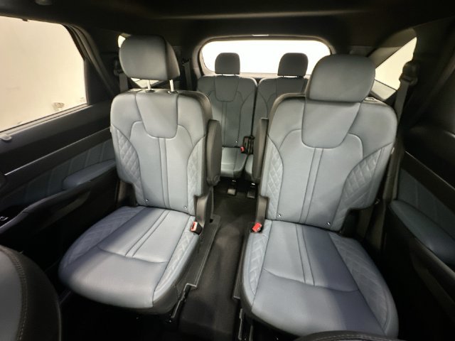 Certified 2025 Kia Sorento SX Prestige AWD/4WD image 33