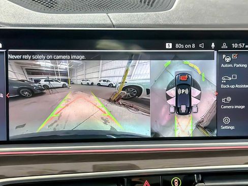 Used 2023 BMW X6 xDrive40i w/ M Sport Package image 20