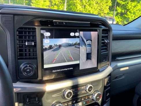 Used 2025 Ford F150 Lariat w/ Equipment Group 502A High image 28