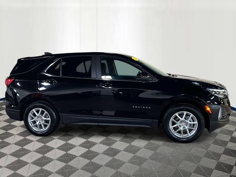 Used 2024 Chevrolet Equinox LT w/ LPO, Floor Liner Package FWD image 5