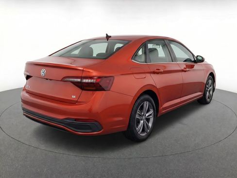 Used 2023 Volkswagen Jetta SE FWD image 4
