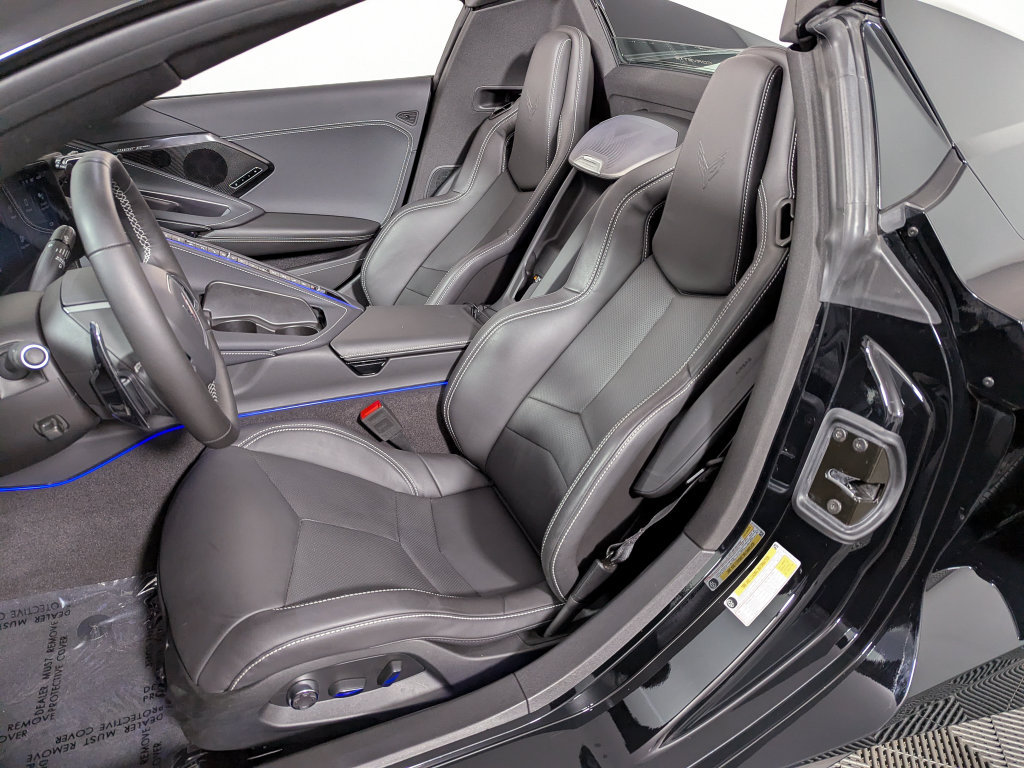 Used 2024 Chevrolet Corvette Stingray Preferred Conv w/ Z51 Performance Package RWD image 20
