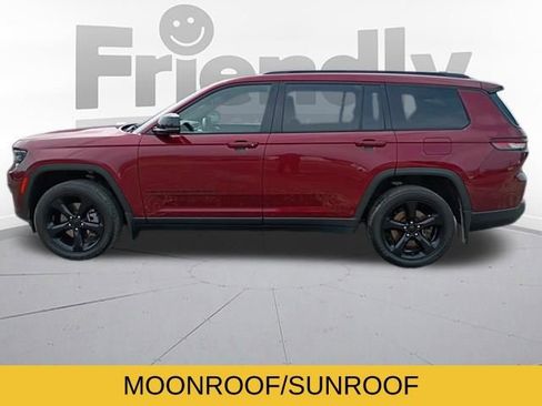 Used 2023 Jeep Grand Cherokee L Laredo AWD/4WD image 8
