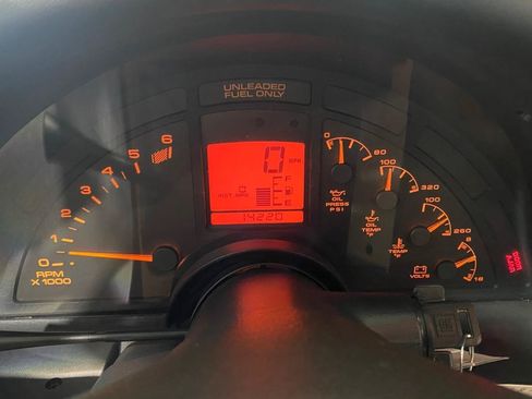 Used 1993 Chevrolet Corvette Coupe RWD image 14