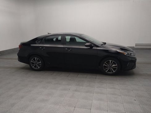 Used 2023 Kia Forte LXS FWD image 11