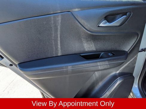 Used 2025 Chevrolet Blazer LT FWD image 25