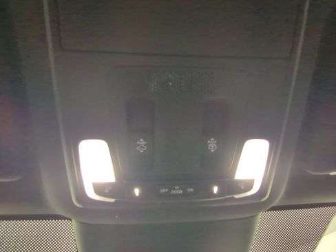 Used 2024 Honda Pilot TrailSport image 24