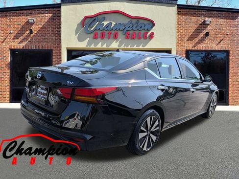 Used 2022 Nissan Altima 2.5 SV FWD image 4