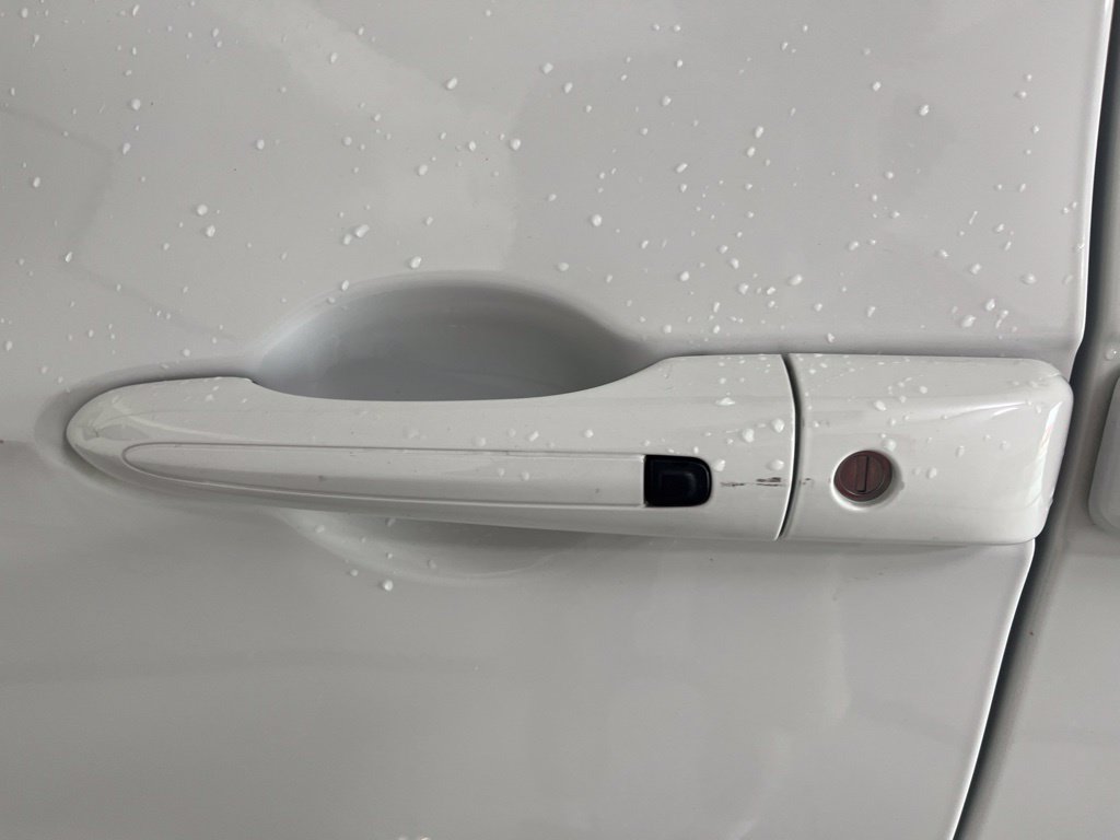 Used 2024 Chrysler Pacifica Touring-L FWD image 38