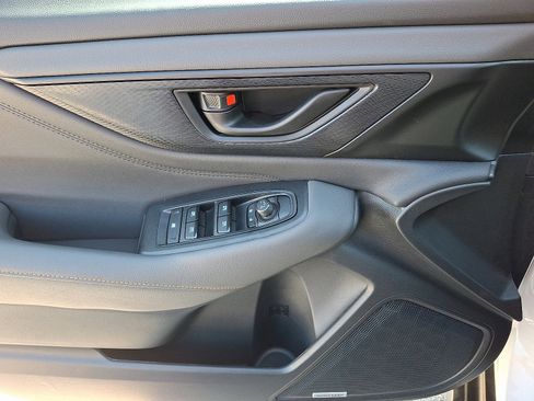 Certified 2025 Subaru Outback Wilderness AWD/4WD image 21