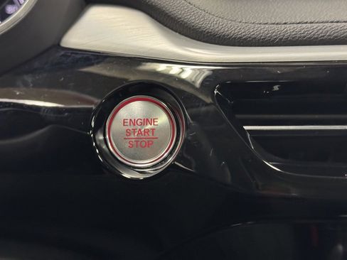 Used 2023 Acura MDX 3.5L SH-AWD image 30