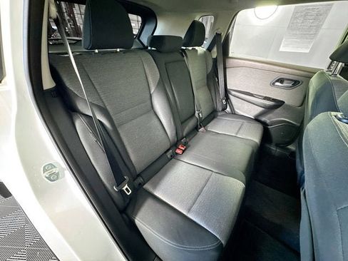 Certified 2023 Nissan Rogue SV image 21