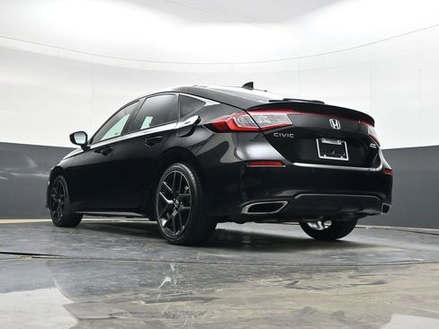 Used 2022 Honda Civic Sport Touring image 28