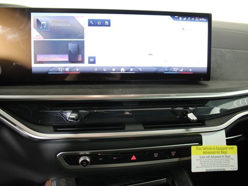 New 2026 BMW X5 xDrive40i w/ Climate Comfort Package image 18