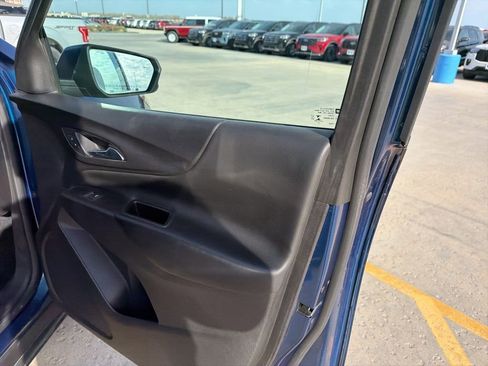 Used 2021 Chevrolet Equinox LT AWD/4WD image 25