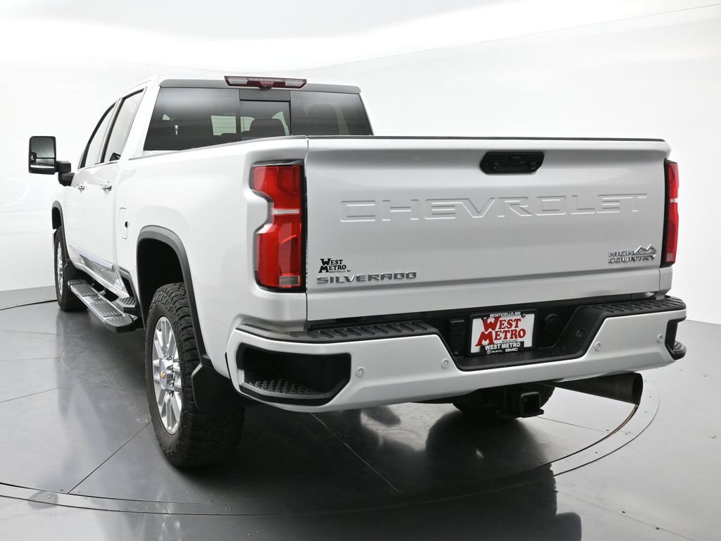 Used 2024 Chevrolet Silverado 3500 High Country w/ High Country Premium Package AWD/4WD image 33