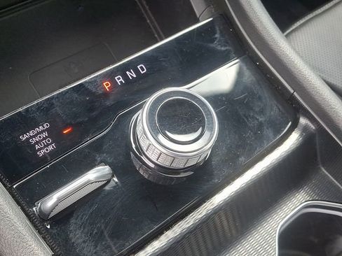 Used 2024 Jeep Grand Cherokee L Limited w/ Luxury Tech Group II image 18