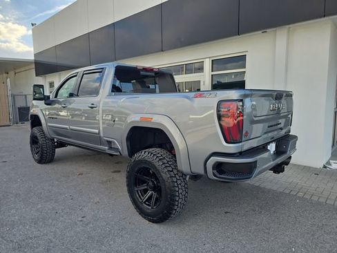 New 2026 GMC Sierra 2500 AT4 w/ Technology Package image 5