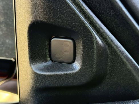 Used 2023 Acura MDX A-Spec image 29