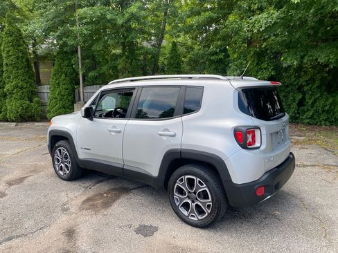 Used 2015 Jeep Renegade Limited AWD/4WD image 3