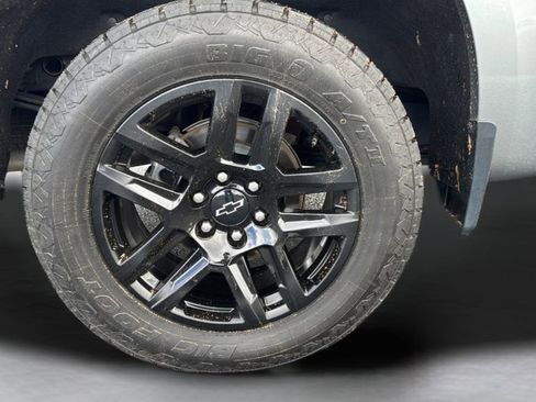 Used 2024 Chevrolet Silverado 1500 RST AWD/4WD image 25