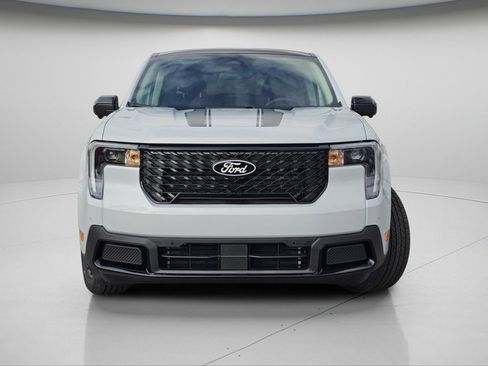 New 2025 Ford Maverick Lariat w/ Black Appearance Package image 3