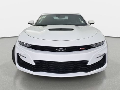 Used 2020 Chevrolet Camaro SS image 2