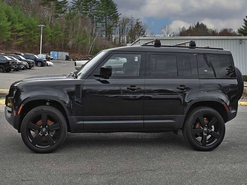 Used 2024 Land Rover Defender 110 S AWD/4WD image 4