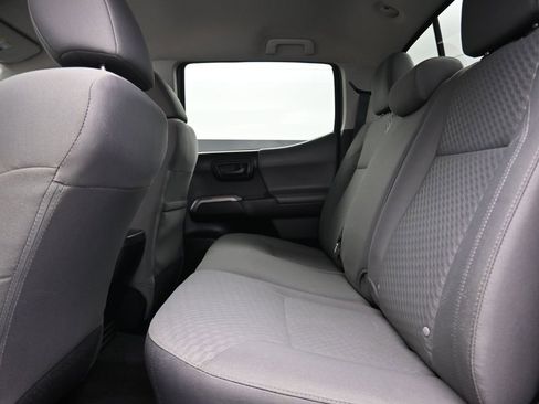 Used 2022 Toyota Tacoma SR5 image 17