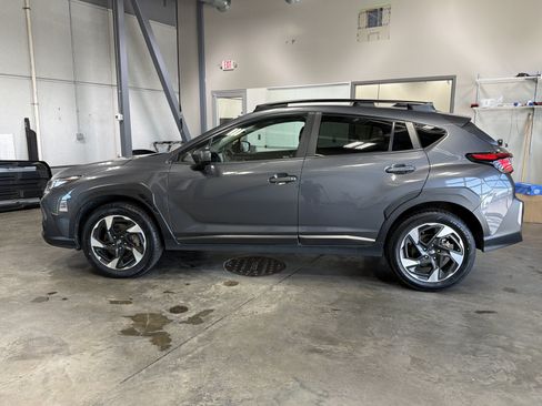 Certified 2024 Subaru Crosstrek 2.5i Limited w/ Crosstrek Mirror Package AWD/4WD image 4