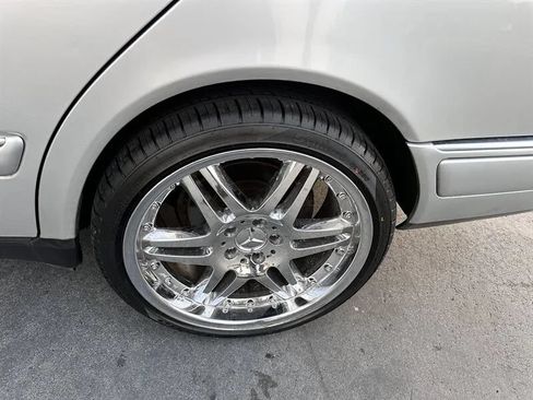 Used 1997 Mercedes-Benz E 320 Sedan image 12